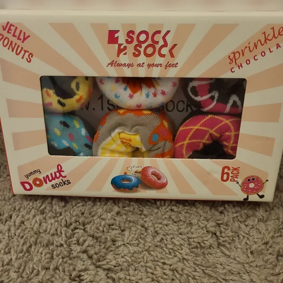1Sock2Sock Women's 6 pack donut box cotton blend crew socks NIB - Picture 2 of 4